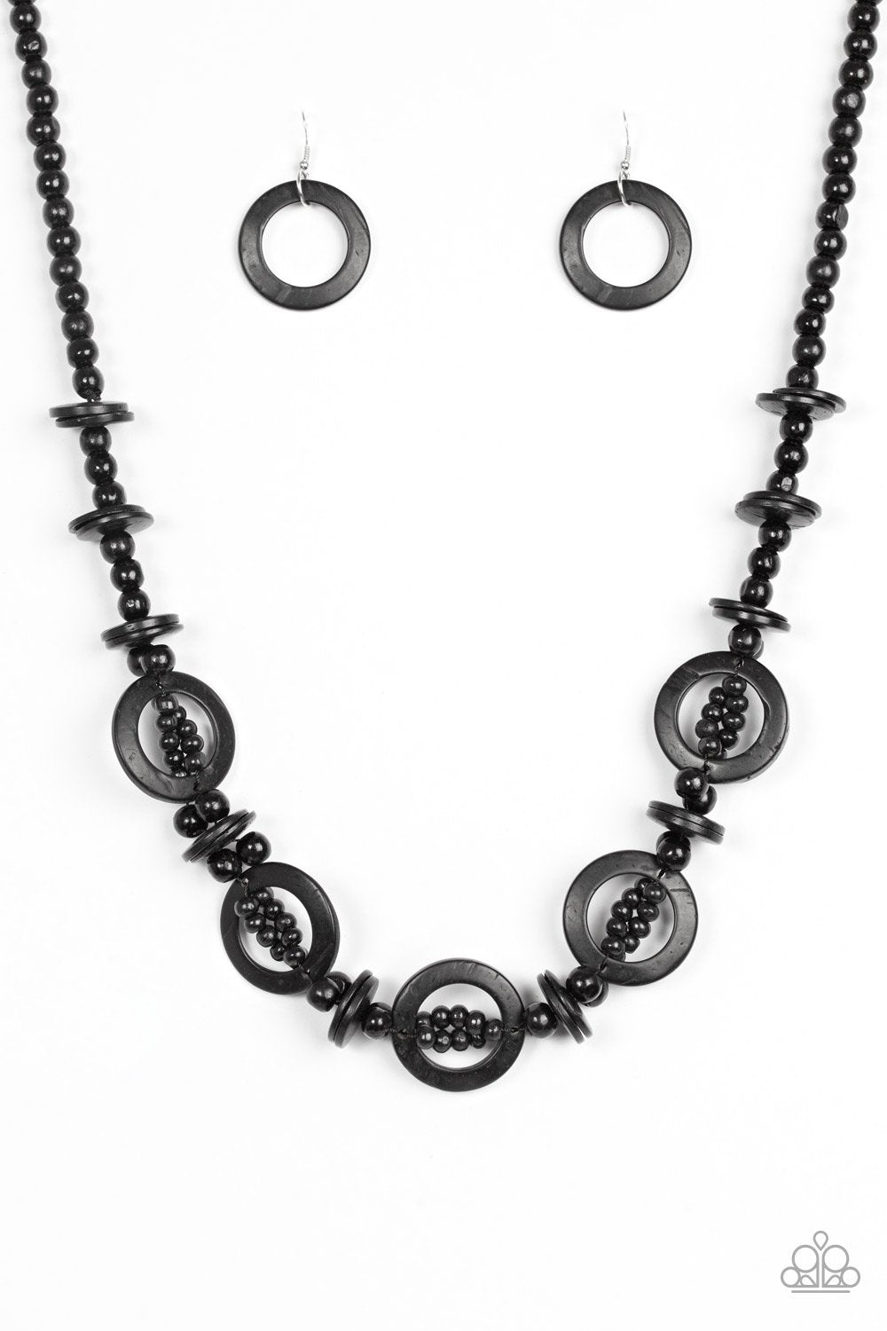 Fiji Foxtrol Black Necklace