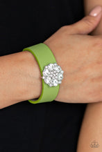 Load image into Gallery viewer, Show Stopper Green Urban Bracelet
