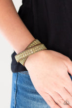 Load image into Gallery viewer, Rock Band Refinement Brass Bracelet
