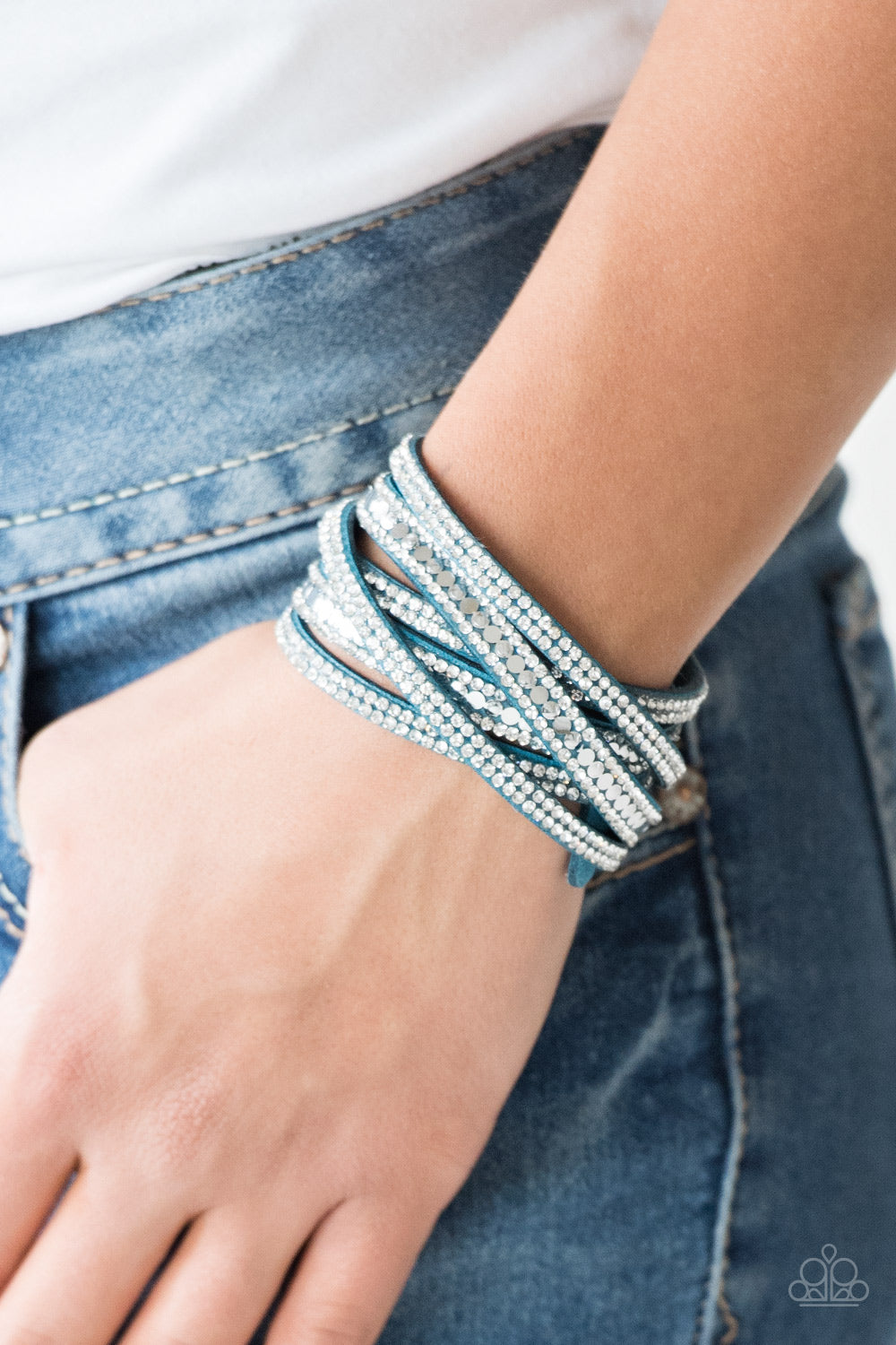 This time with attitude blue urban bracelet