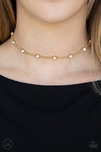 Load image into Gallery viewer, Stunningly Stunning Gold Choker
