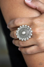 Load image into Gallery viewer, Mesa mandala Silver Ring
